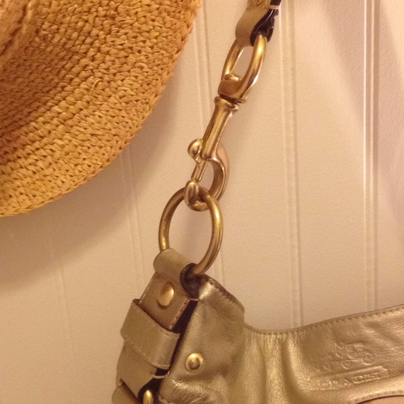 Coach Signature Fabric Bag - Picture 4 of 7